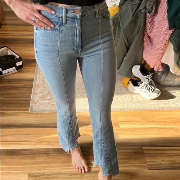 MOTHER Jeans Insider Step Crop Pointy Fray Size 26 (fits like 25) - Picture 1 of 9